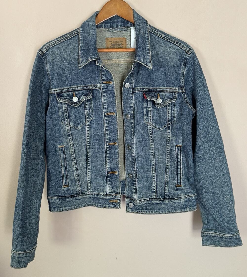 Y2K Levi’s Trucker Jacket Womens Large Blue Denim Classic Button Front